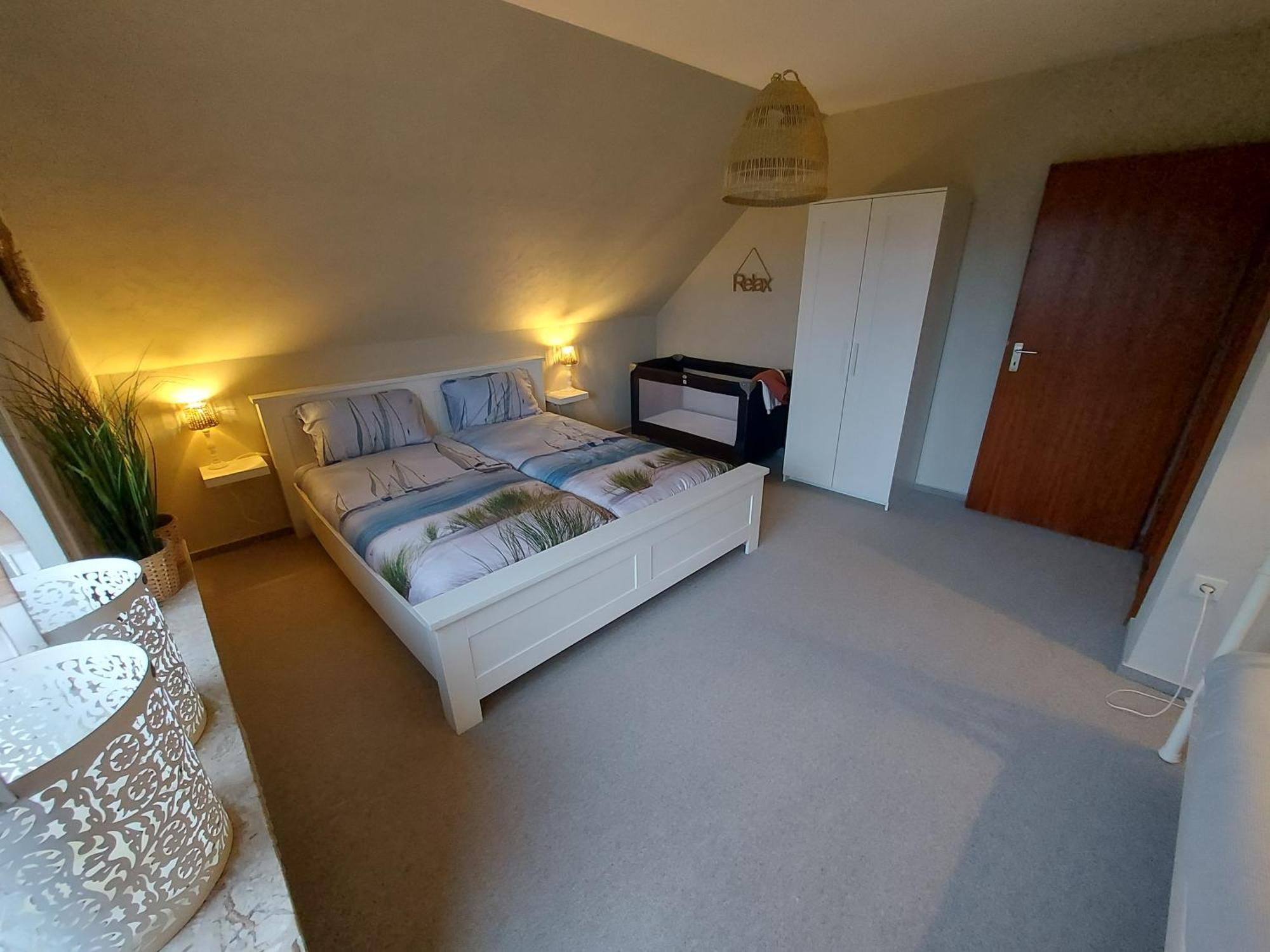 Ferienhaus Hescheld With Private Jacuzzi Hellenthal Esterno foto