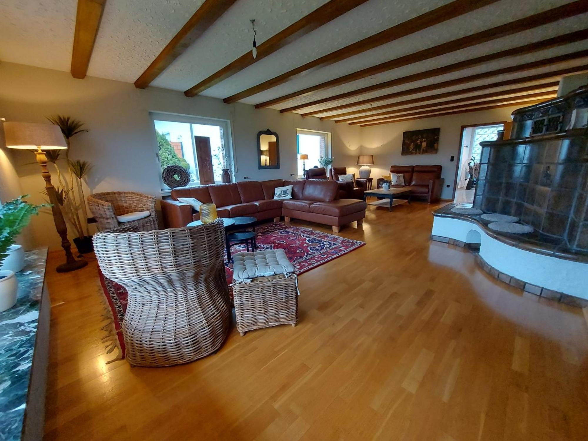 Ferienhaus Hescheld With Private Jacuzzi Hellenthal Esterno foto