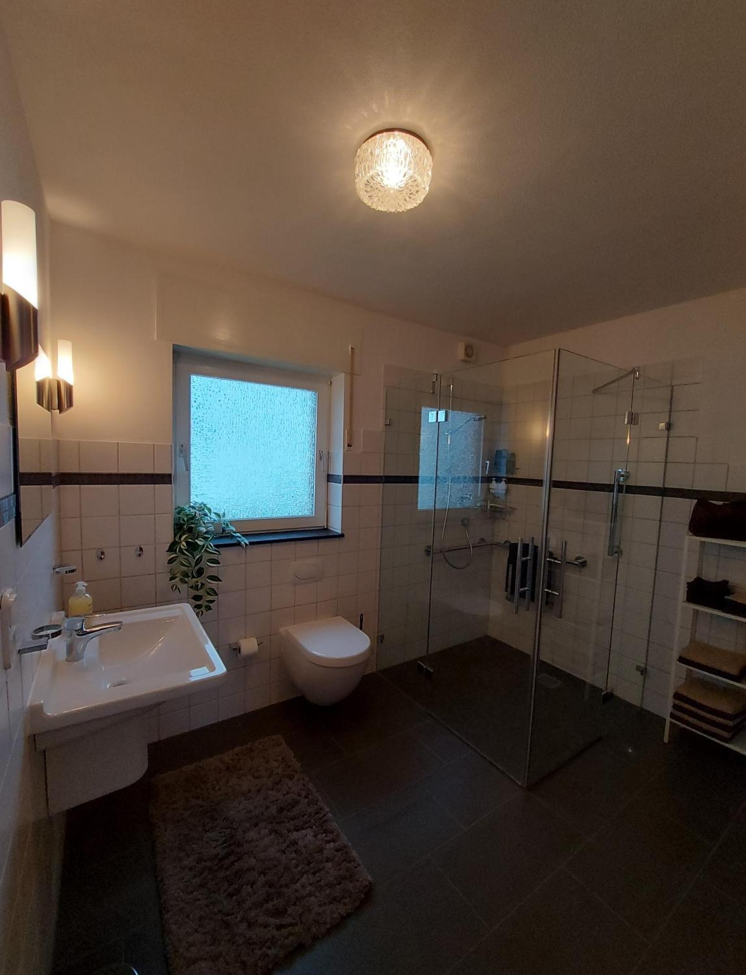 Ferienhaus Hescheld With Private Jacuzzi Hellenthal Esterno foto
