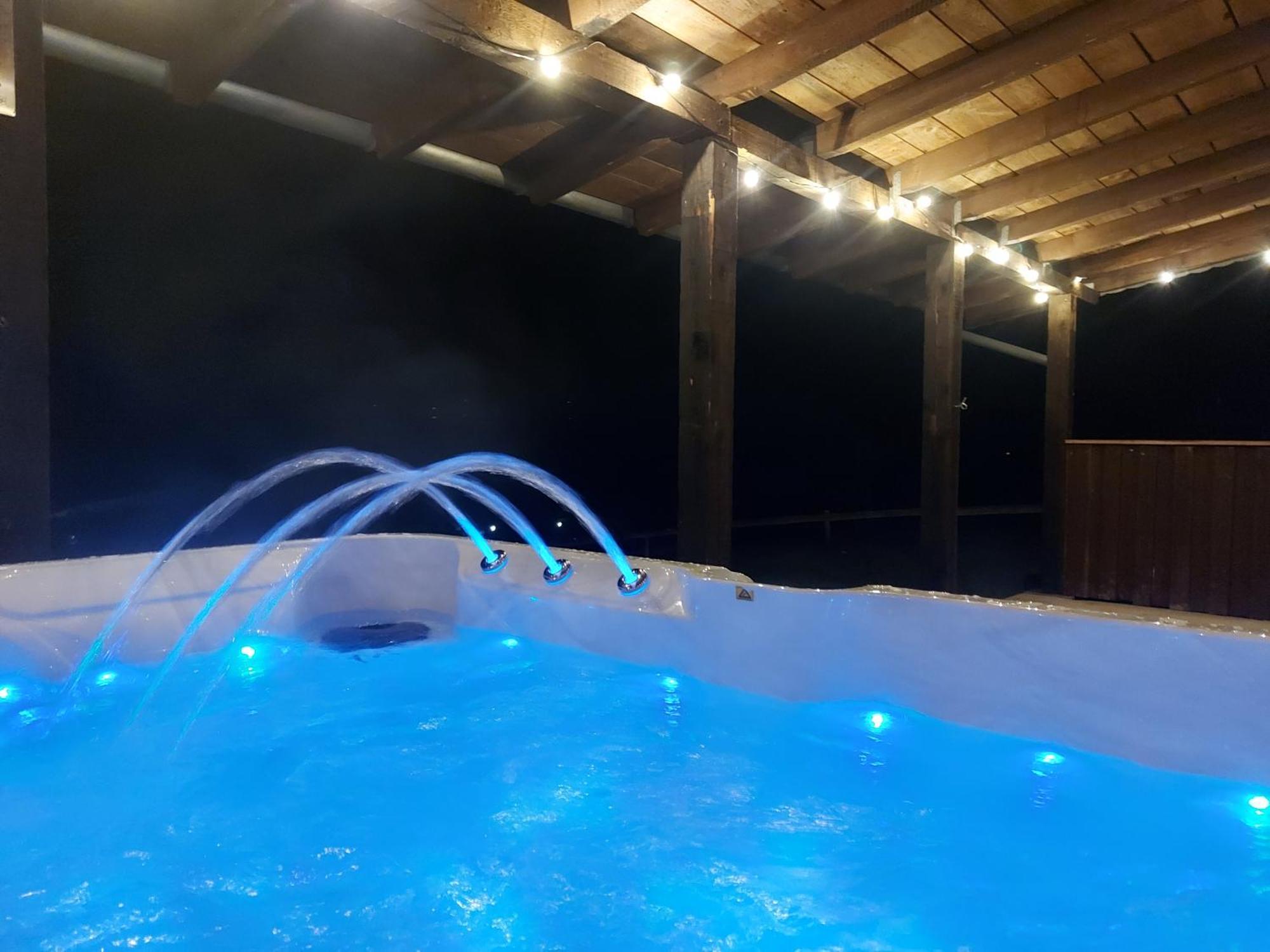 Ferienhaus Hescheld With Private Jacuzzi Hellenthal Esterno foto